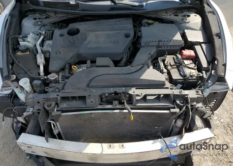 2017 Nissan Altima 2.5 z USA, uszkodzony, nr VIN 1N4AL3AP8HC206398